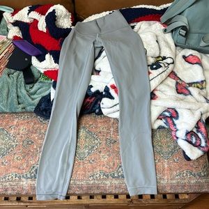 rhino gray size 0, 25 inch lululemon leggings
